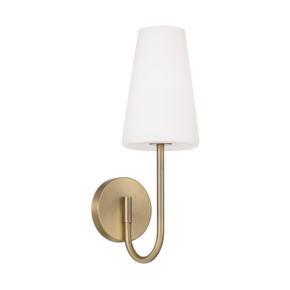1 Light Sconce